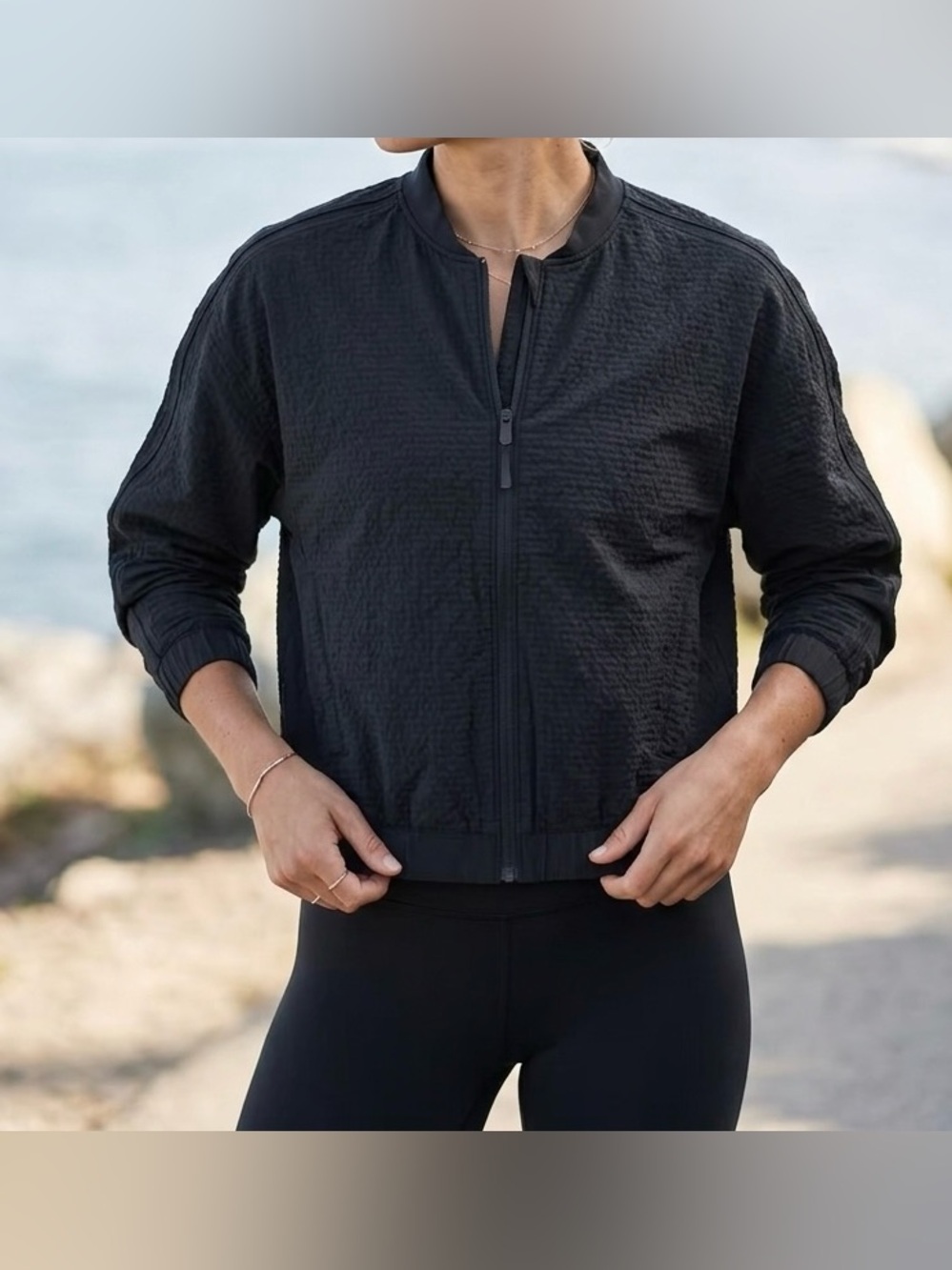 Lululemon Pack Light Bomber Jacket Black Puckered Textured Packable Size 8